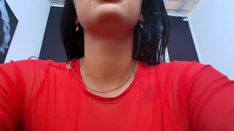 Snapshot of zoe_lawrence chatting on February 2025 05:50:01 PM Catalina online show from February 2025 05:50:01 PM