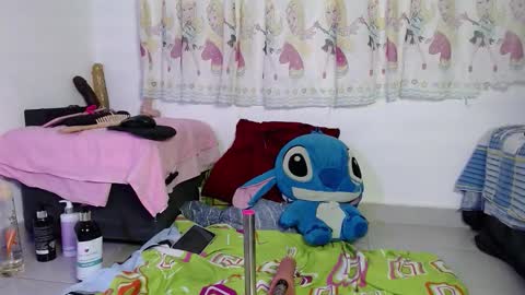 Snapshot of zoe_lawrence chatting on March 2026 10:31:01 AM Catalina online show from March 2026 10:31:01 AM