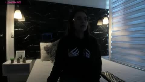 Snapshot of zoe_le chatting on October 2025 11:29:01 AM Zoe online show from October 2025 11:29:01 AM