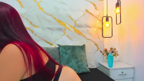 Zoe online show from June 2026 11:24:01 PM