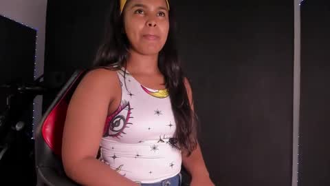 Snapshot of zoe_roux210949 chatting on January 2025 11:41:01 PM Zoe online show from January 2025 11:41:01 PM