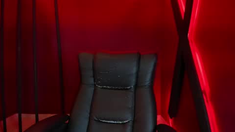 Snapshot of zoe_roux210949 chatting on February 2025 08:10:01 PM Zoe online show from February 2025 08:10:01 PM