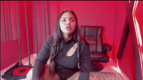 Snapshot of zoe_roux210949 chatting on February 2025 07:21:01 PM Zoe online show from February 2025 07:21:01 PM