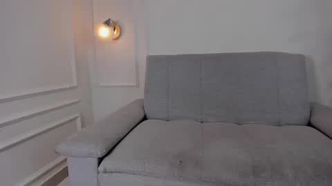 Snapshot of zoe_roux210949 chatting on February 2025 07:08:02 PM Zoe online show from February 2025 07:08:02 PM