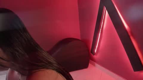 Snapshot of zoe_roux210949 chatting on October 2025 12:09:01 AM Zoe online show from October 2025 12:09:01 AM