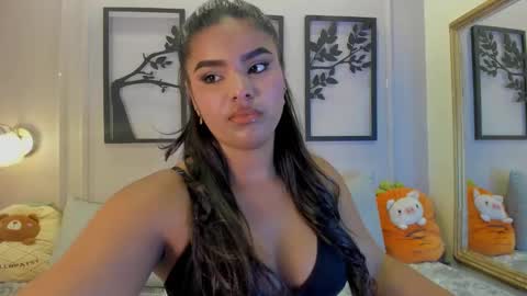 Snapshot of zoe_roux210949 chatting on October 2025 12:22:02 AM Zoe online show from October 2025 12:22:02 AM