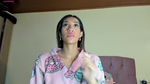 Snapshot of zoe_storm2 chatting on March 2026 09:26:01 PM Zoe online show from March 2026 09:26:01 PM