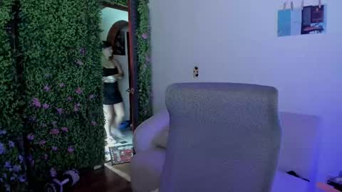 Zoe online show from November 2025 02:17:02 AM