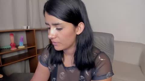 Snapshot of zoe_wattson chatting on April 2026 02:16:01 AM Zoe online show from April 2026 02:16:01 AM