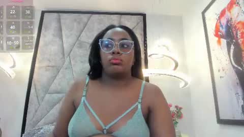Snapshot of zoebrowns chatting on July 2026 01:36:02 PM Zoe online show from July 2026 01:36:02 PM
