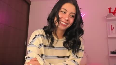 zoecams online show from April 2026 07:20:02 PM