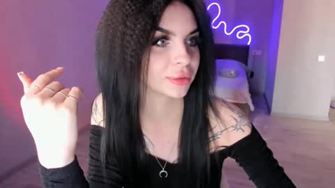 Snapshot of zoedrift chatting on September 2025 12:18:01 PM zoedrift online show from September 2025 12:18:01 PM