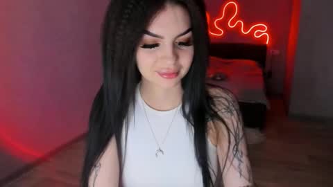 Snapshot of zoedrift chatting on October 2025 12:07:02 PM zoedrift online show from October 2025 12:07:02 PM