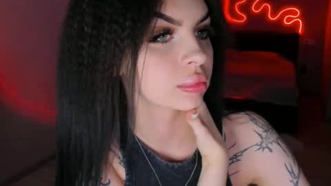 Snapshot of zoedrift chatting on November 2025 01:21:02 PM zoedrift online show from November 2025 01:21:02 PM