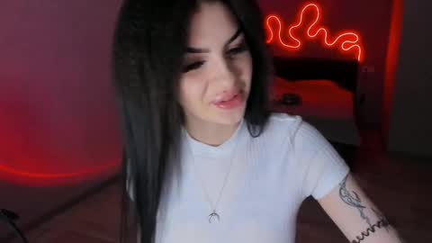 Snapshot of zoedrift chatting on November 2025 01:17:02 PM zoedrift online show from November 2025 01:17:02 PM