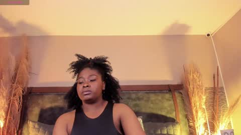 Zoe online show from December 2024 12:15:01 PM