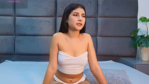 ZOE online show from April 2026 01:30:01 PM