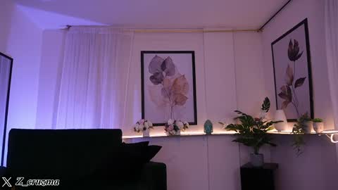 Camila  online show from April 2026 12:31:01 PM