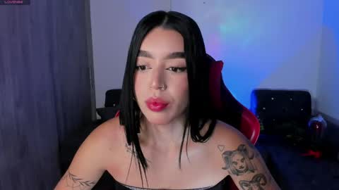 Snapshot of zoee_jackson chatting on May 2026 02:08:01 AM zoee jackson online show from May 2026 02:08:01 AM