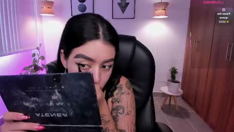  zoee jackson online show from June 2026 07:05:01 PM