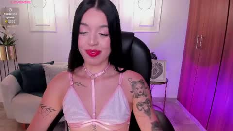 Snapshot of zoee_jackson chatting on July 2026 07:07:01 PM zoee jackson online show from July 2026 07:07:01 PM