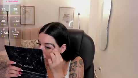 Snapshot of zoee_jackson chatting on August 2026 07:02:02 PM zoee jackson online show from August 2026 07:02:02 PM