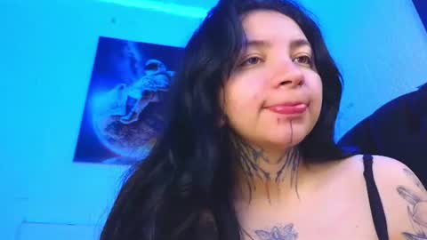 Snapshot of zoee_jhonnyy chatting on July 2026 08:18:01 AM zoee jhonnyy online show from July 2026 08:18:01 AM