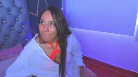 Snapshot of zoee_perez chatting on November 2025 08:08:01 PM zoee perez online show from November 2025 08:08:01 PM