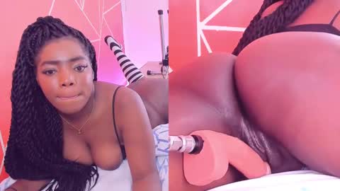 Snapshot of zoeethompson_cm chatting on March 2025 05:28:02 PM online show from March 2025 05:28:02 PM