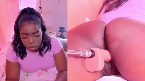 Snapshot of zoeethompson_cm chatting on June 2026 10:53:01 AM online show from June 2026 10:53:01 AM