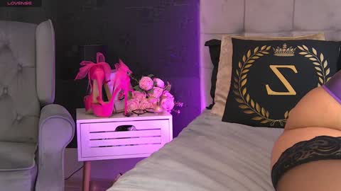 ZoeMesmerize online show from December 2024 04:20:02 AM