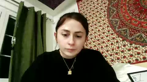 zoepleasing online show from March 2025 07:41:01 AM