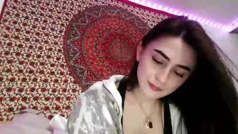 zoepleasing online show from March 2025 05:44:02 AM