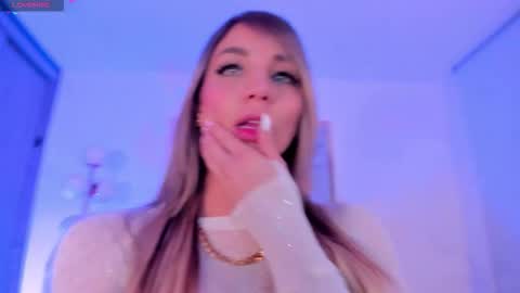 Zoe Presley  online show from November 2025 12:44:01 AM