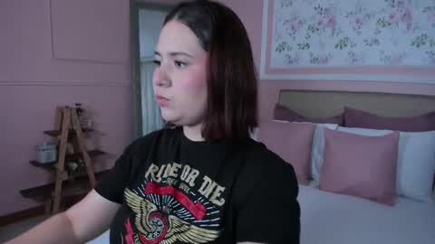 Zoes online show from March 2025 11:07:01 AM