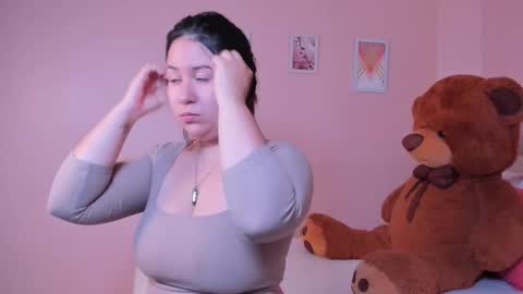 Zoes online show from September 2025 11:36:01 AM