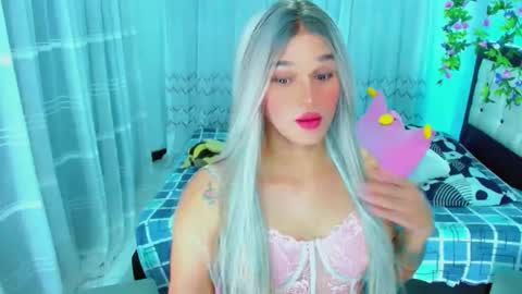 Snapshot of zoeschmmit chatting on May 2026 02:39:02 AM zoeschmmit online show from May 2026 02:39:02 AM