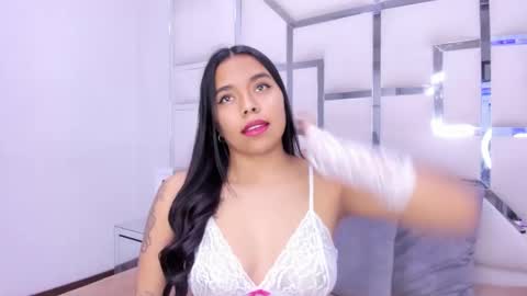 ZoeSwam online show from February 2025 03:52:01 PM