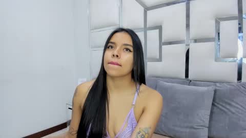 ZoeSwam online show from February 2025 11:02:02 AM