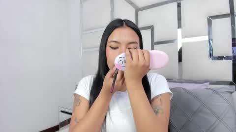 ZoeSwam online show from March 2026 12:11:01 PM