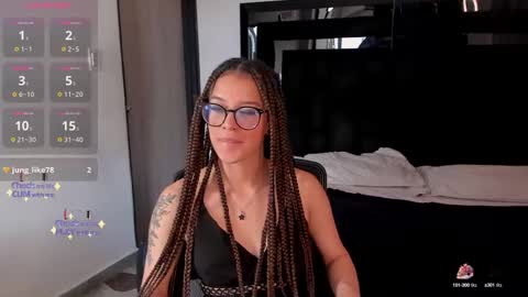 Zoe online show from October 2025 03:09:01 PM