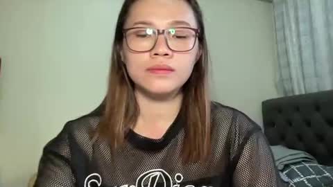 Snapshot of zoey_foryou chatting on November 2025 03:48:01 AM zoey_foryou online show from November 2025 03:48:01 AM