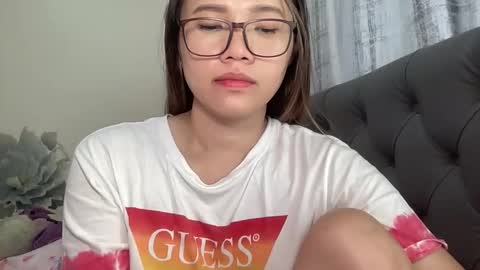 Snapshot of zoey_foryou chatting on December 2025 01:59:02 AM zoey_foryou online show from December 2025 01:59:02 AM