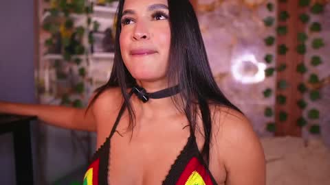 Snapshot of zoey_fox_ chatting on April 2026 02:05:01 AM zoey fox online show from April 2026 02:05:01 AM