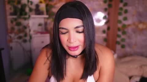 Snapshot of zoey_fox_ chatting on April 2026 12:23:01 AM zoey fox online show from April 2026 12:23:01 AM