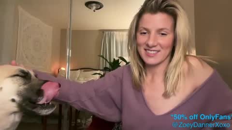 Zoeydanner online show from February 2025 04:21:01 AM