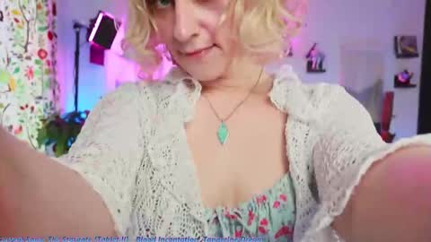 Snapshot of zoeyryan chatting on March 2026 06:13:02 PM Zoey Ryan online show from March 2026 06:13:02 PM