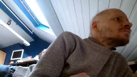 Snapshot of zolexthomas chatting on December 2024 12:59:02 PM zolexthomas online show from December 2024 12:59:02 PM