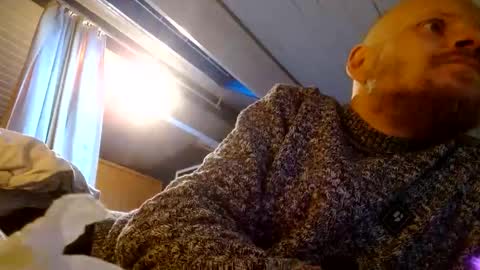 Snapshot of zolexthomas chatting on January 2025 03:53:02 PM zolexthomas online show from January 2025 03:53:02 PM