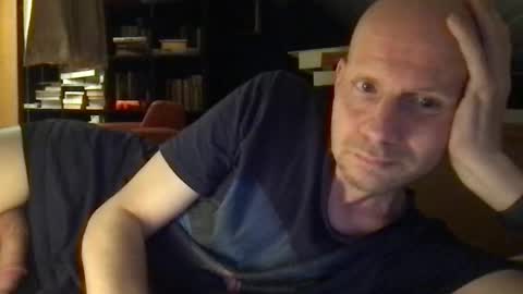 Snapshot of zolexthomas chatting on September 2025 10:31:02 PM zolexthomas online show from September 2025 10:31:02 PM